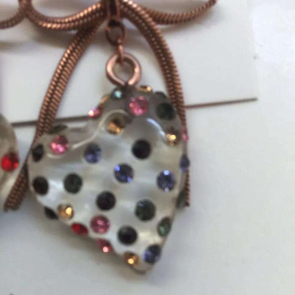 Betsey Johnson New Bow and Clear Heart with rhinestones Earrings - Picture 2 of 3